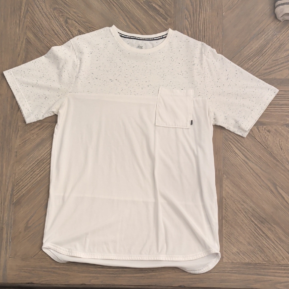 New-Men's Nike Skateboarding Dri Fit White Speckled T-Shirt